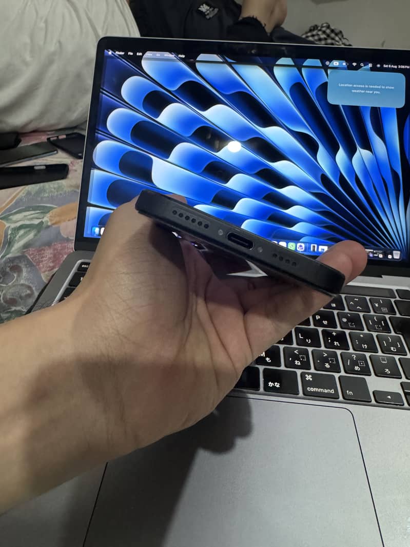 Apple iPhone 16 Pro Max 3