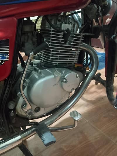 Suzuki GS 150