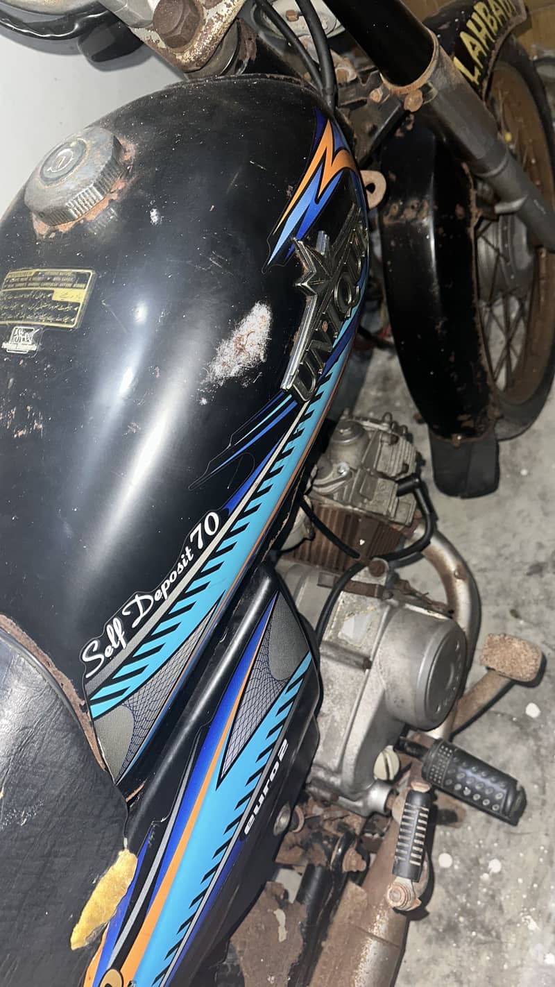 Engine sealed 3