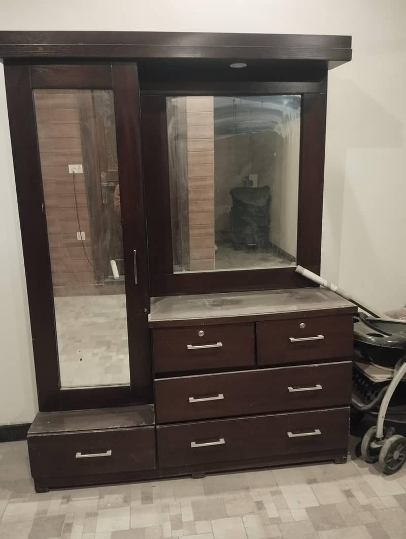 dressing table 1
