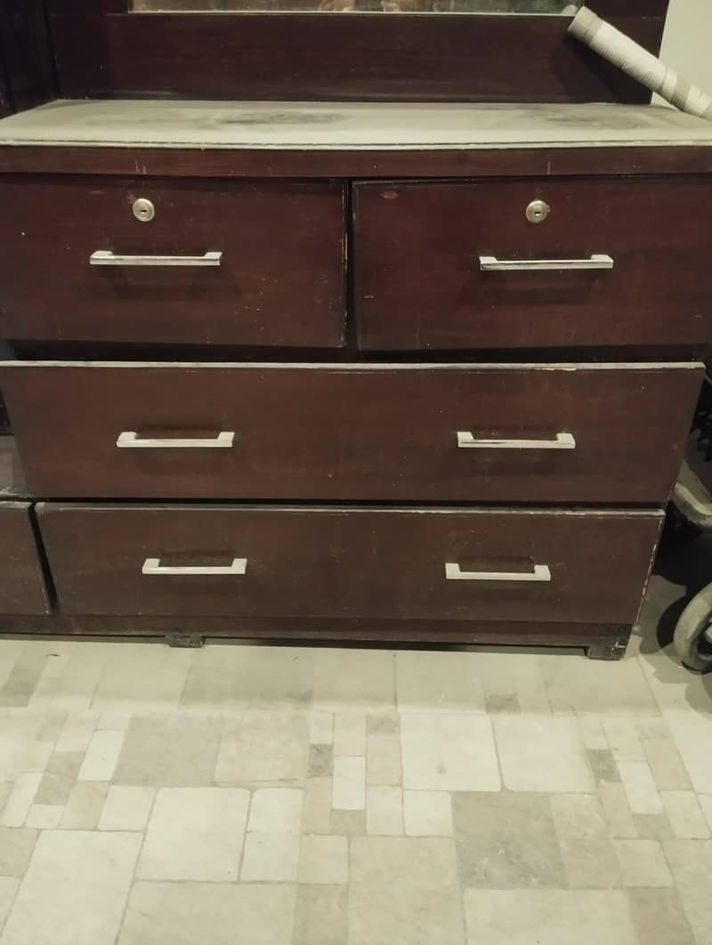 dressing table 4