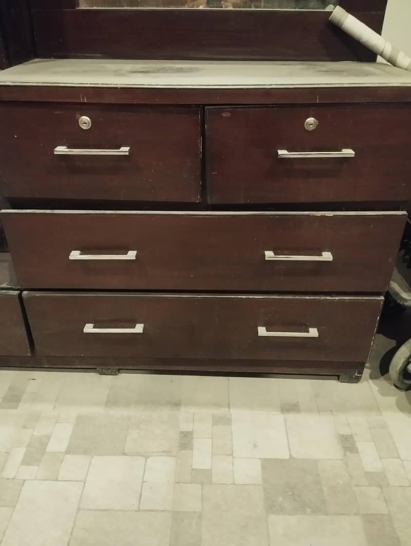 dressing table 5