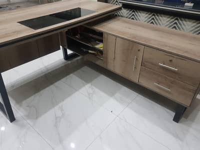 Executive Table