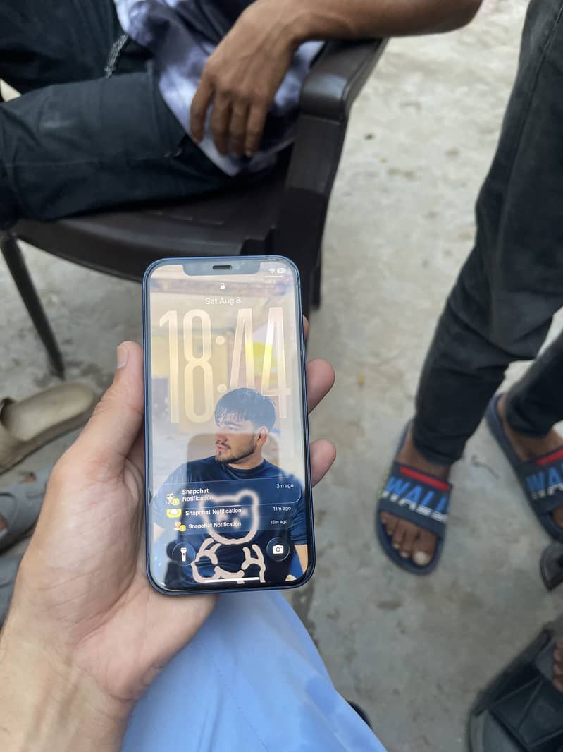 Apple iPhone 12 2