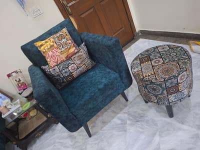 Sofa Chair with ottoman & cushion
