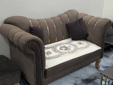 7 SEATER SOFA SET JUST LIKE NEW 6 month use MOLTY foam seats