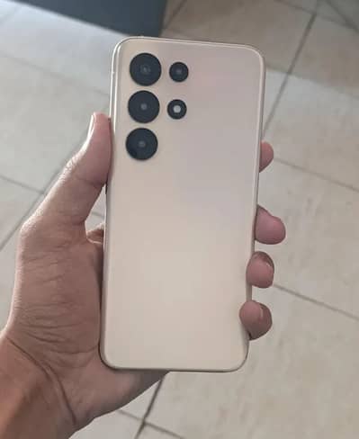 Itel s26 ultra 8/256 with box