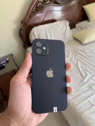 Apple iPhone 12