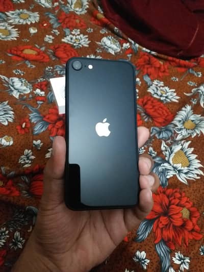 Apple iPhone SE 2022 (read add)
