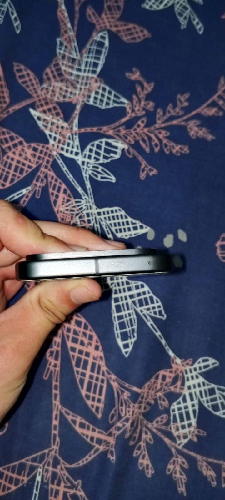 Google Pixel 9 4