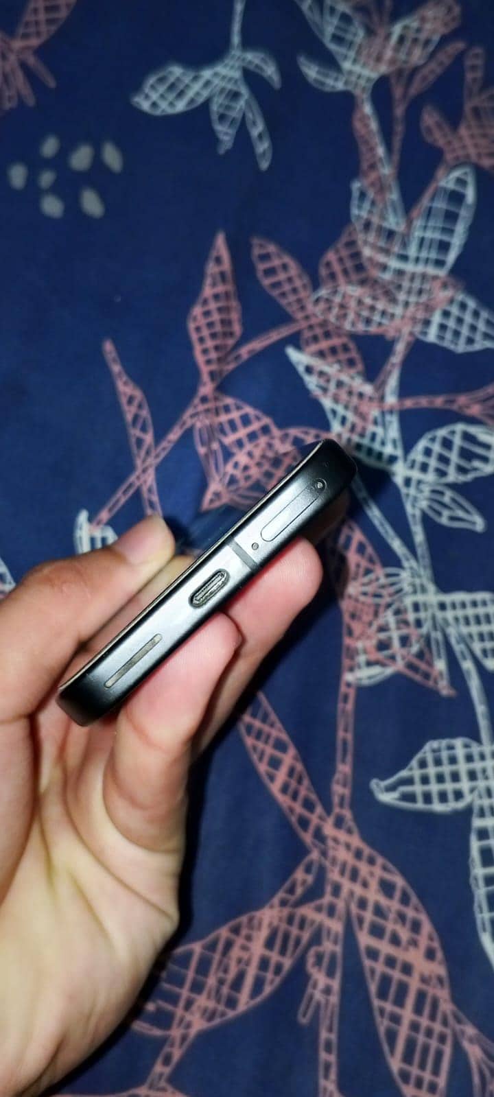 Google Pixel 9 5