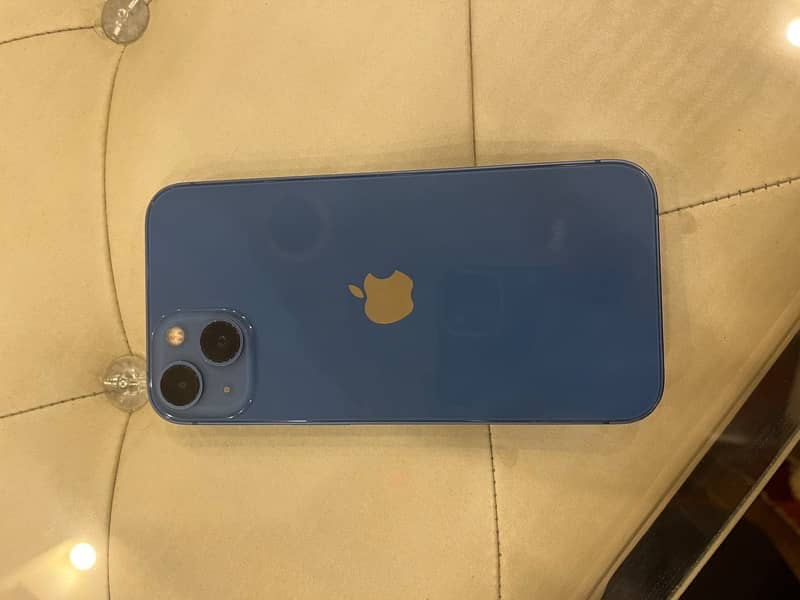 Apple iPhone 13 2