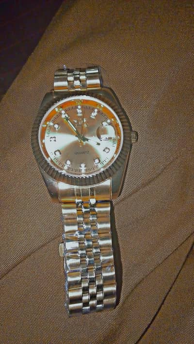 adimax company watch with full packing and Beautiful watch