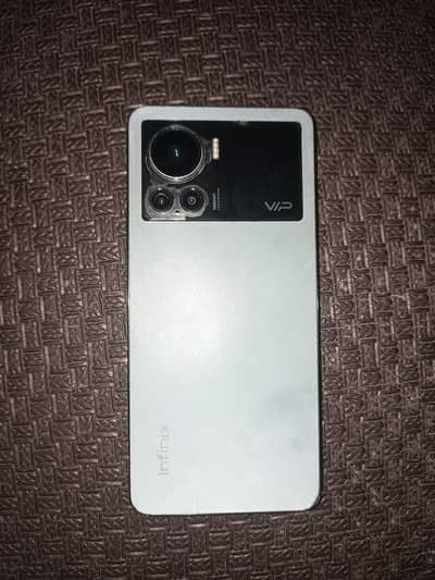 Infinix Note 12 VIP 256/8+5gb with box and charging