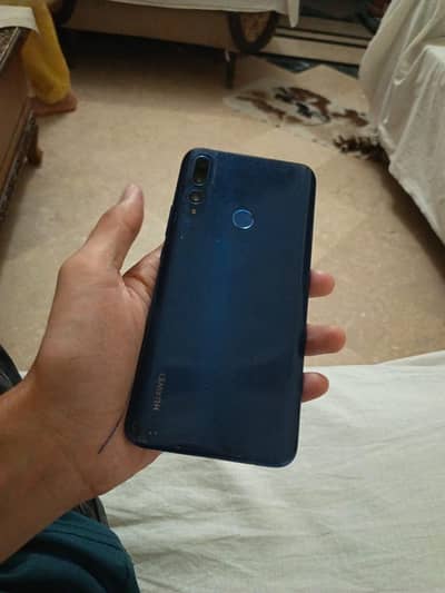 Huawei Y9 Prime 4 gb 64gb panel. broken mobile and box  battery change