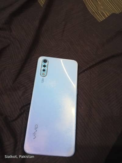 Vivo S1 ( official PTA ) 4/128 with Box  Display finger