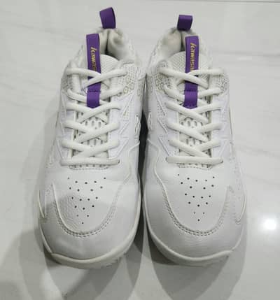 Brand new Kawasaki Badminton Shoes