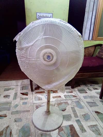 GFC Copper Winding Stand Fan 24″ – 10/10 Condition
