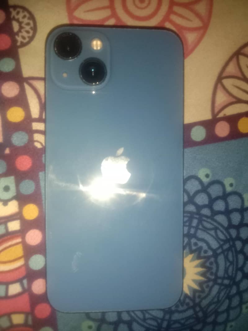 Apple iPhone 13 0