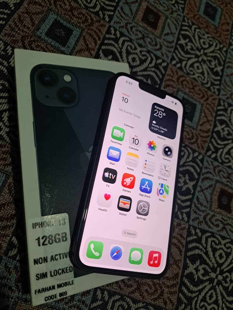 Apple iPhone 13 4