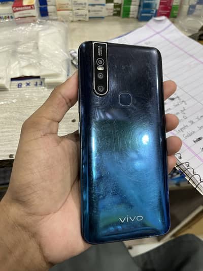Vivo V15 8/256