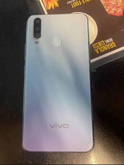 Vivo Y17