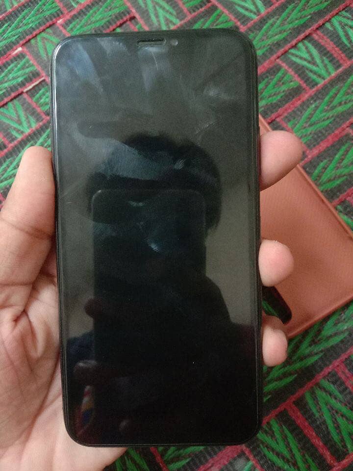 Apple iPhone X 0