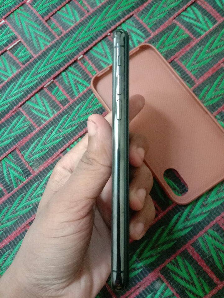 Apple iPhone X 2