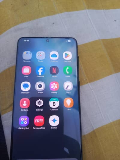 Samsung Mobile S21PLUS  128gb dot