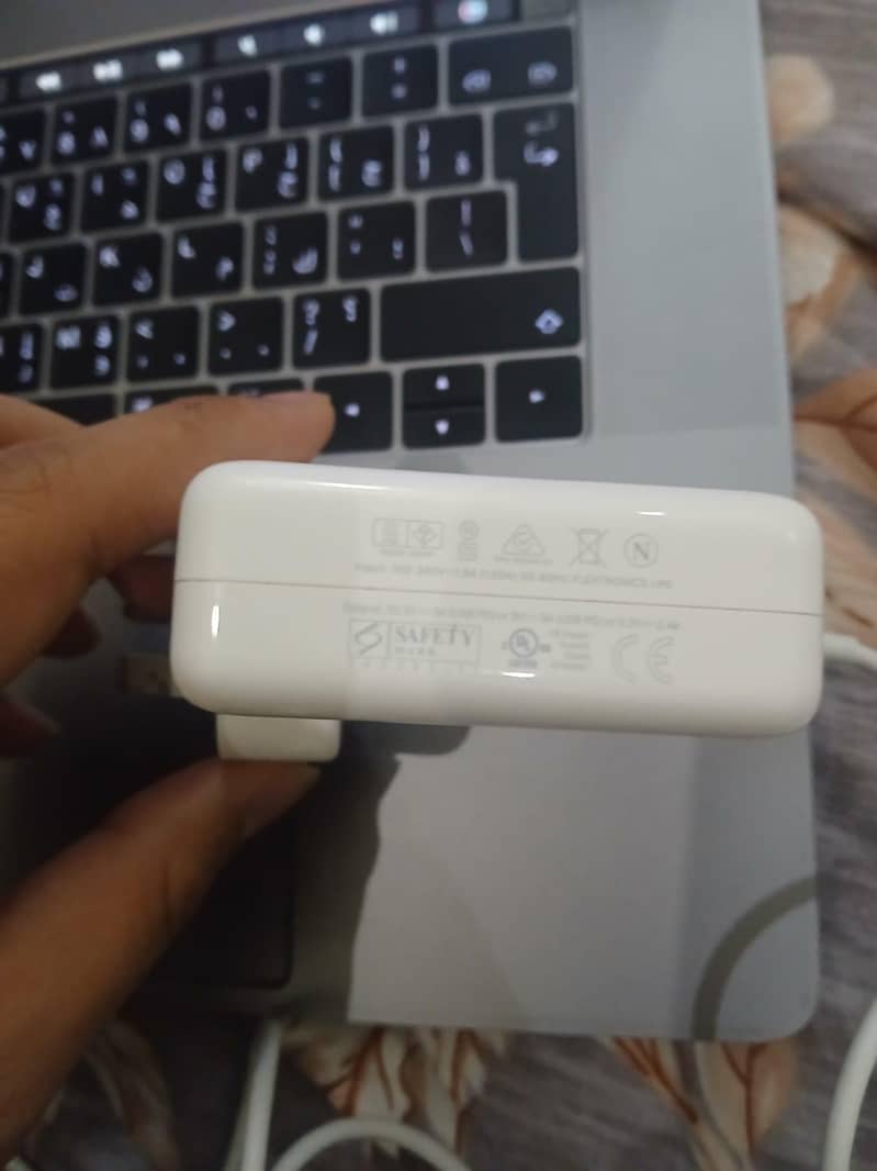 Apple MacBook Pro 7