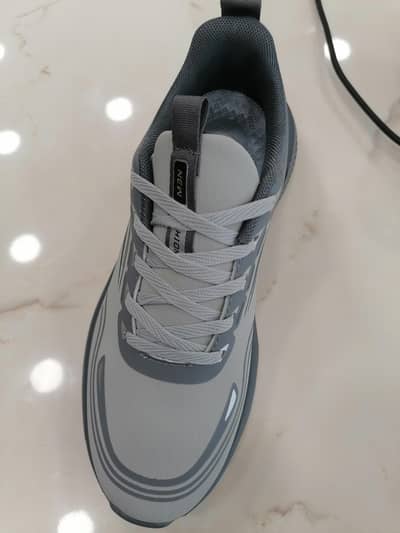 Premium Men’s Sports Shoes – Brand New