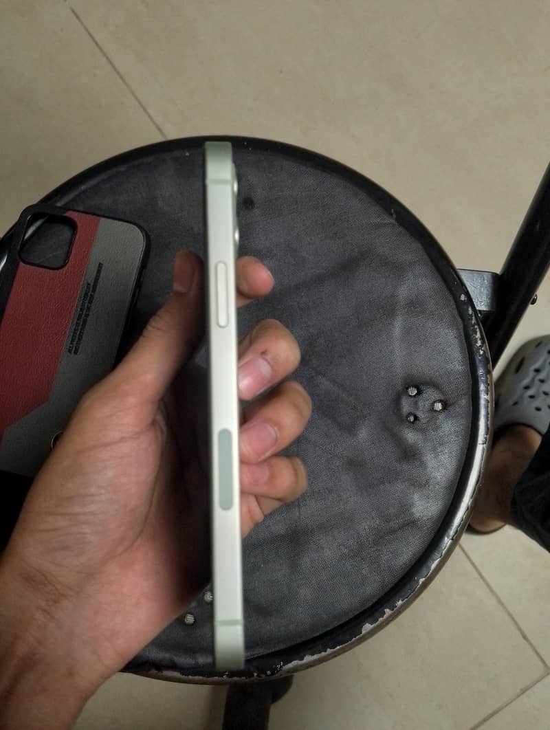 Apple iPhone 12 2
