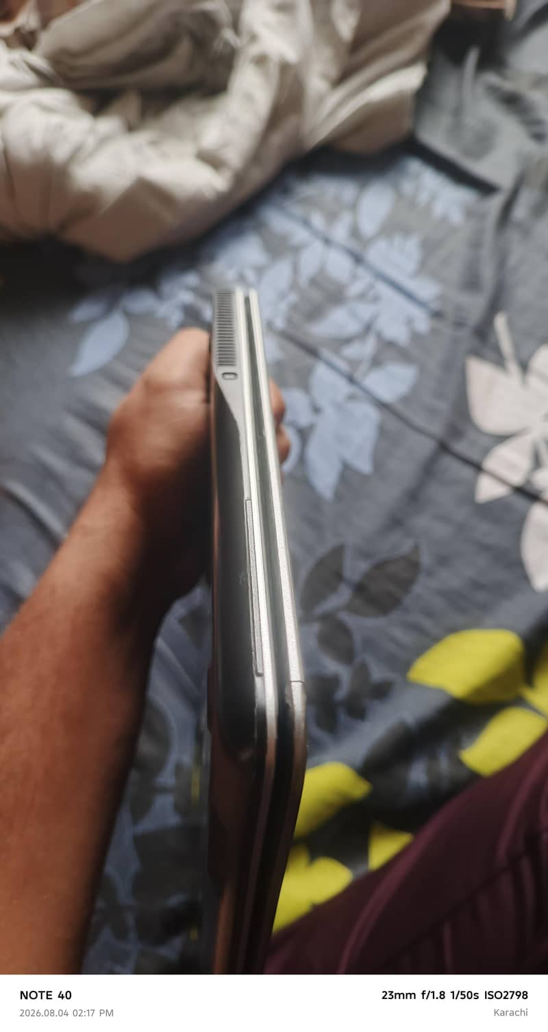 Dell Latitude E7240 1