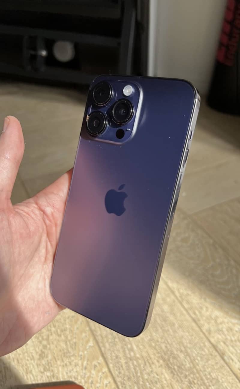 iPhone 14 Pro 1