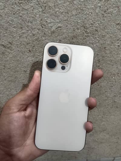Apple iPhone 16 Pro Max