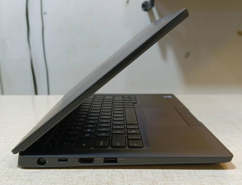 Dell 7300 2