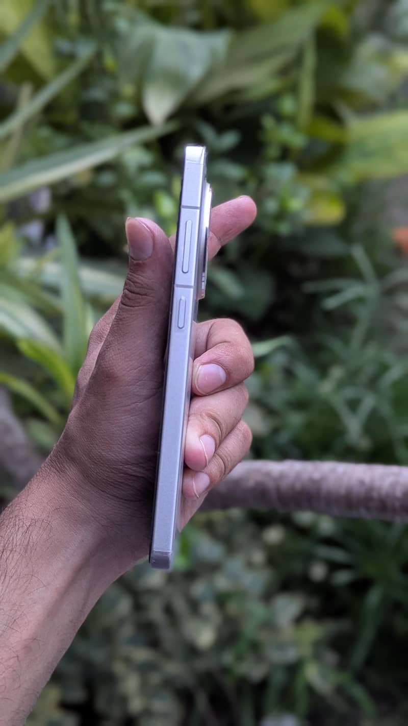 One Plus 13R 5