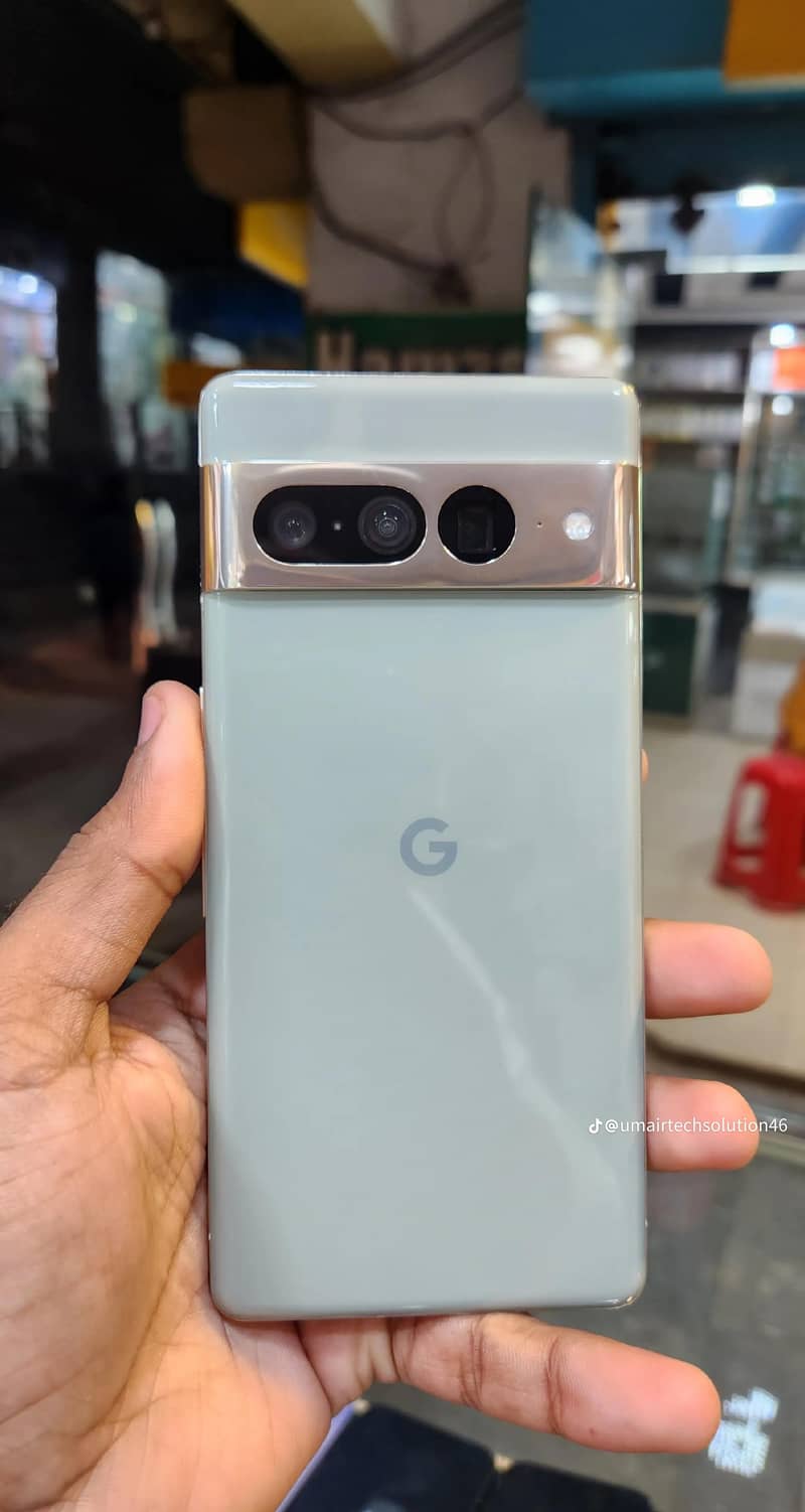 Google Pixel 7 Pro 2