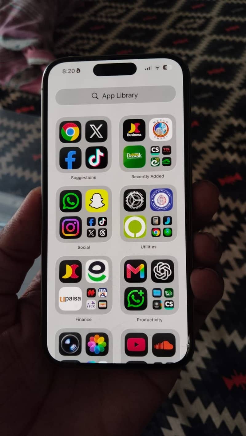 Apple iPhone 15 Pro 4