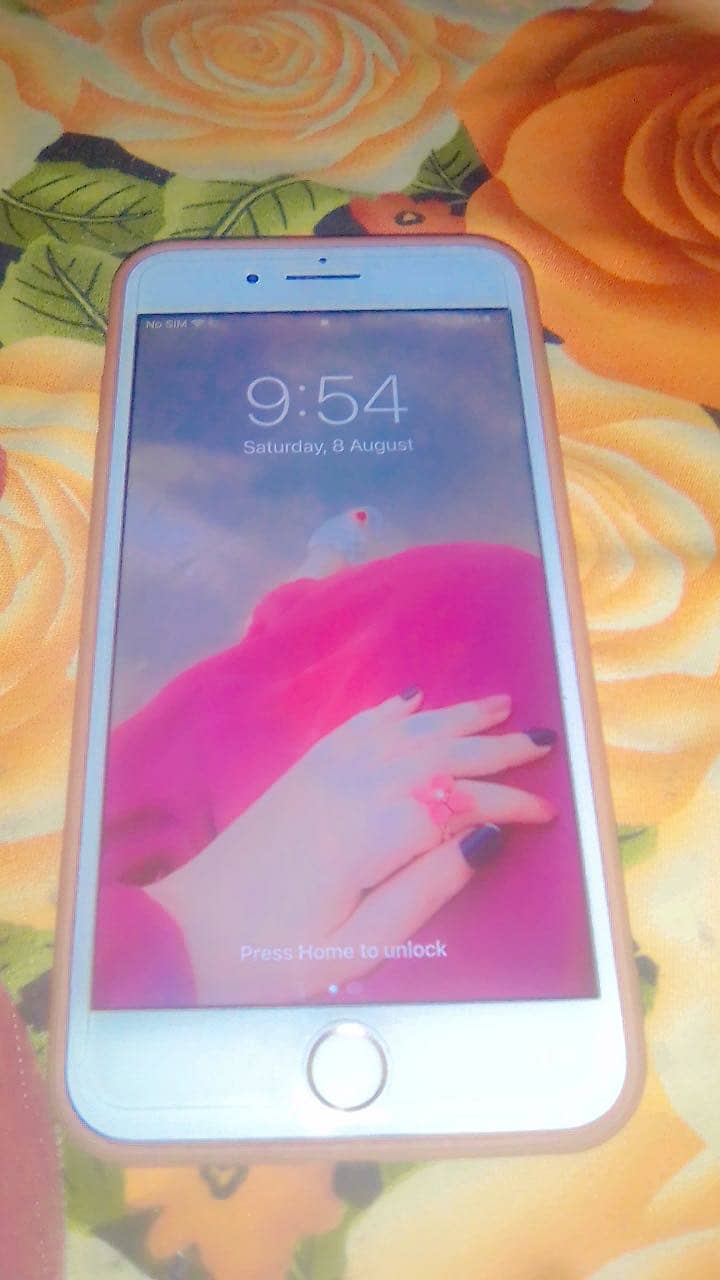 Apple iPhone 7 Plus 0