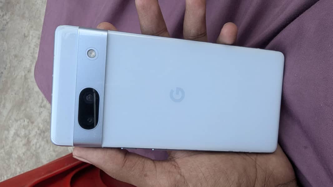 Google Pixel 7a 2