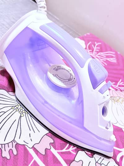 Steam iron for sale
