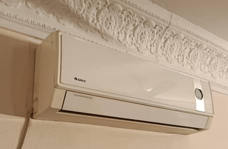 Green split air conditioner 1 ton simple white