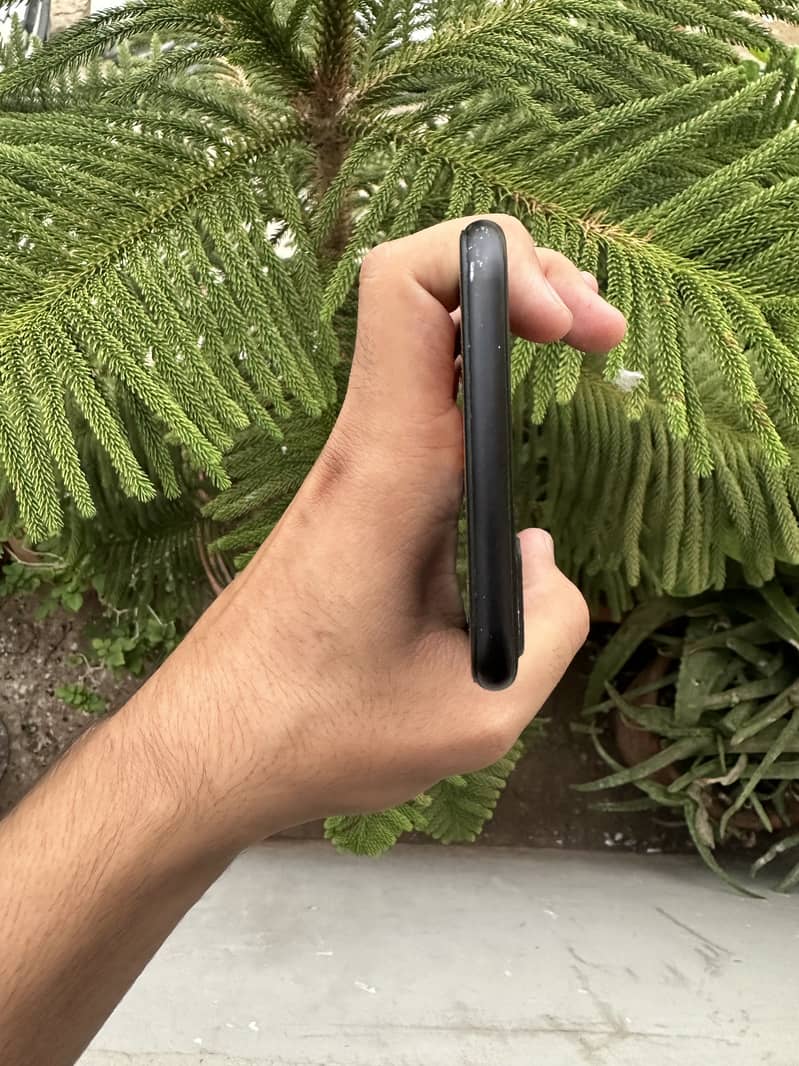 Apple iPhone 7 Plus 1