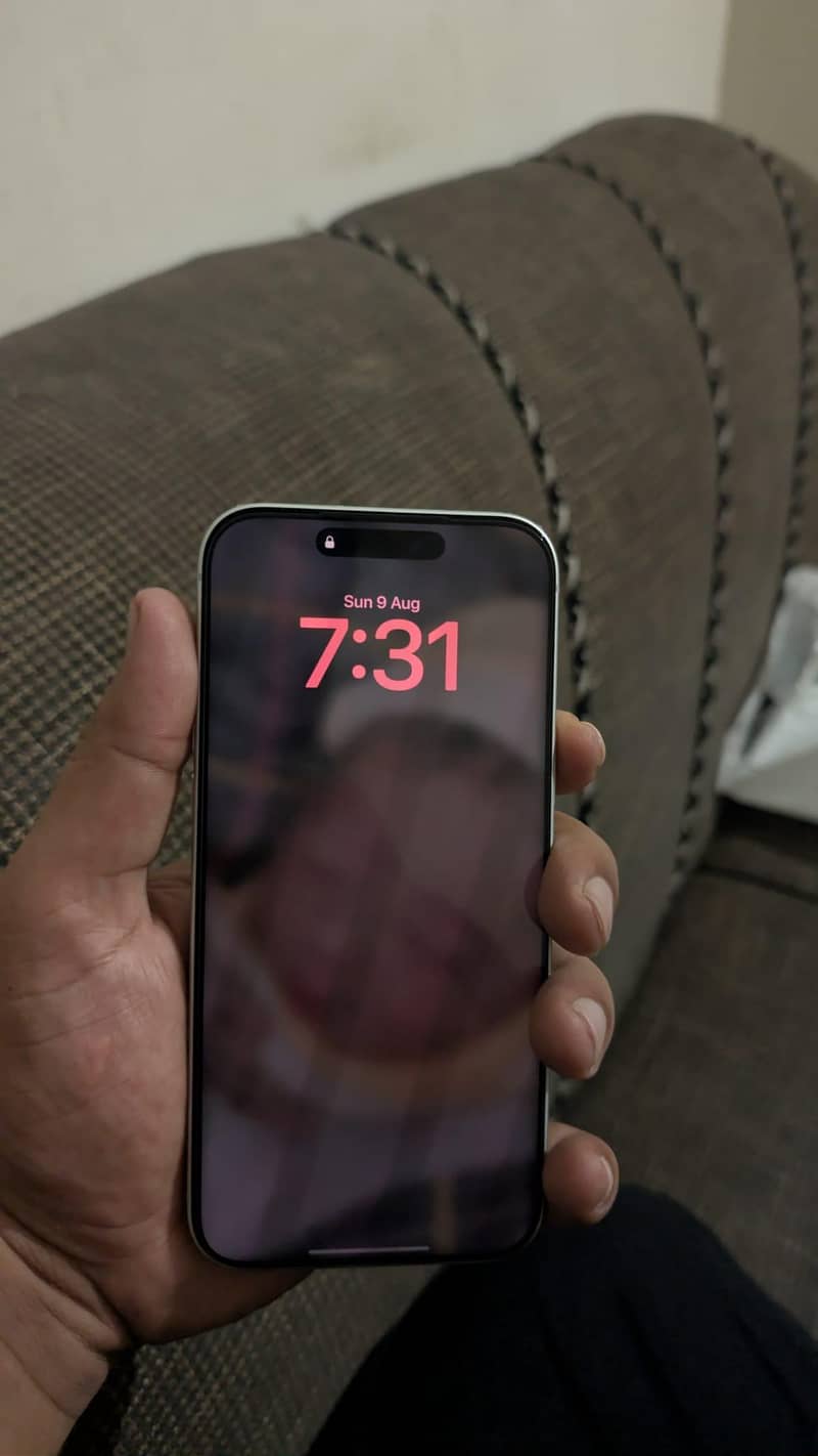 Apple iPhone 17 Pro Max 2