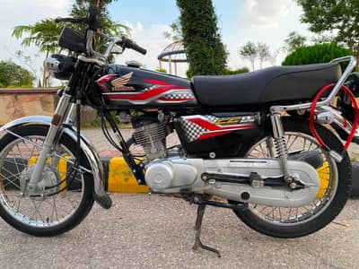 Honda bike for sale 125cc model 2024 all bike okay new condition