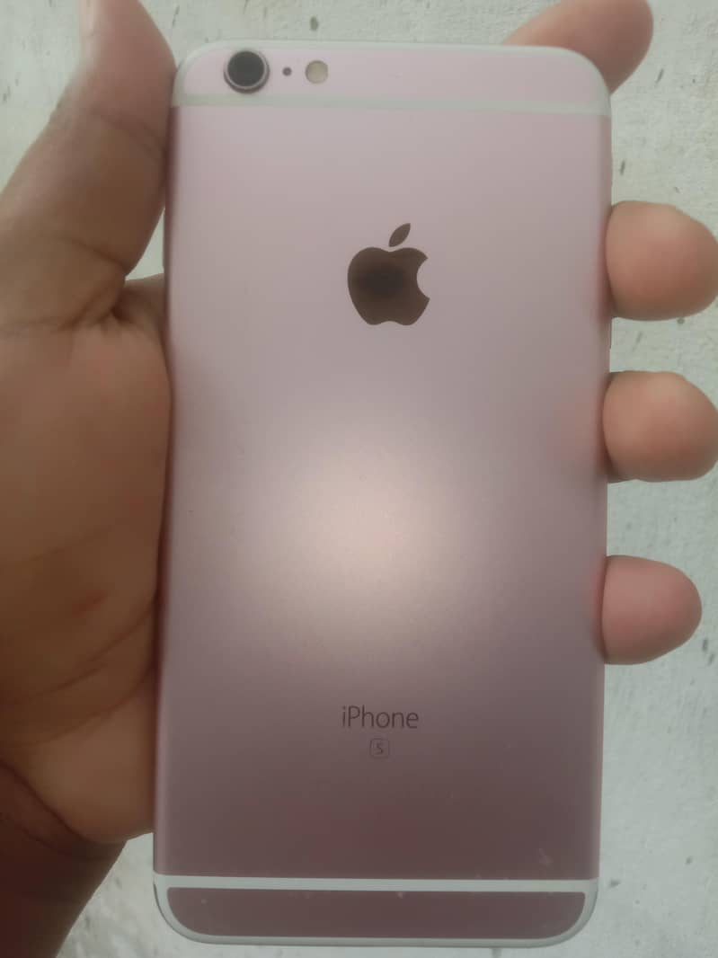 Apple iPhone 6S Plus 1
