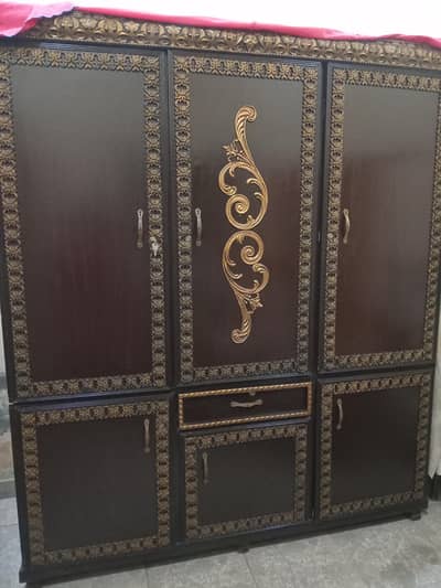 wardrobe or Almari fully. size