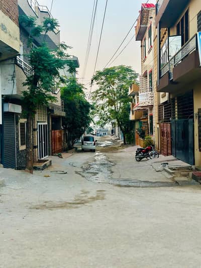 6 marla plot  for rent Owner:03328535410
