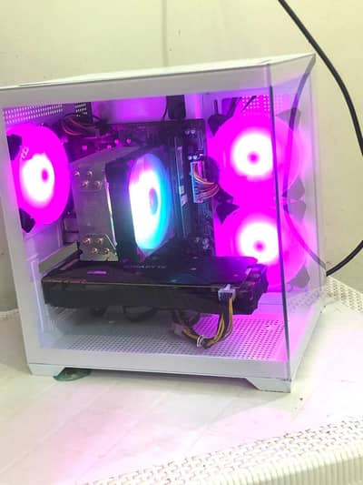 White Case High-end Gaming PC For Sell